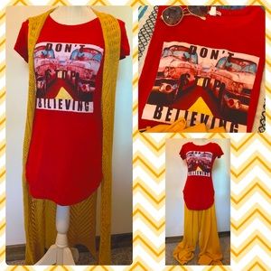 💛 (5/$25) Vintage/Retro Tee